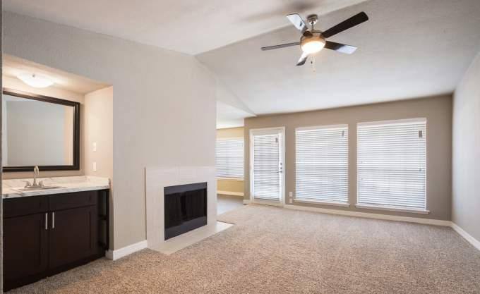 Apartment for rent at 13110 Kuykendahl Rd, Houston, TX 77090