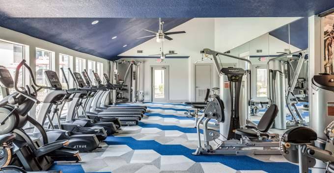 Apartment for rent at 10936 Meadowglen Lane, Houston, TX 77042