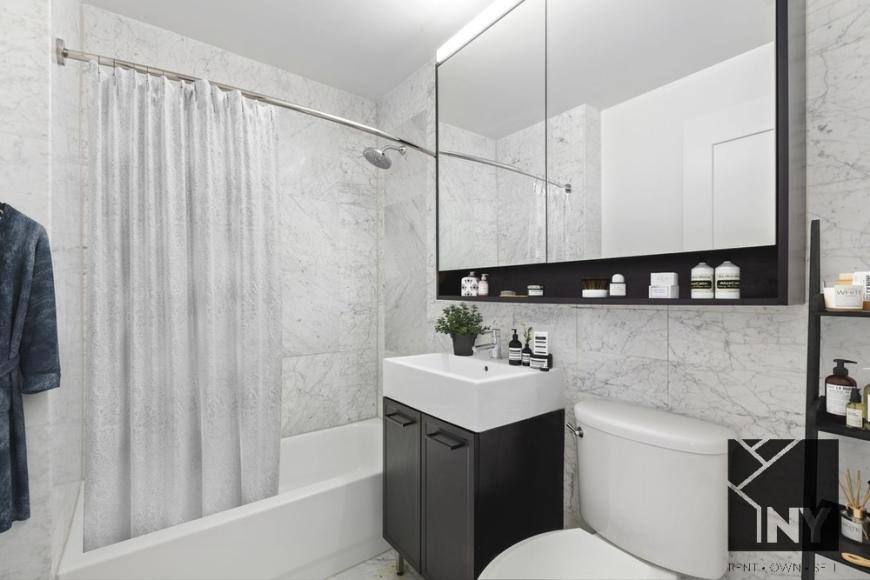 Apartment for rent at 3 Hanover Square, New York, NY 10004