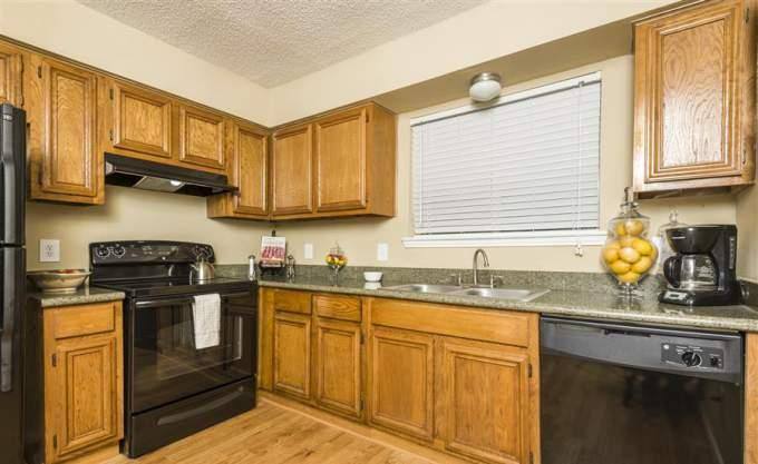Apartment for rent at 12200 Overbrook Lane #2047, Houston, TX 77077
