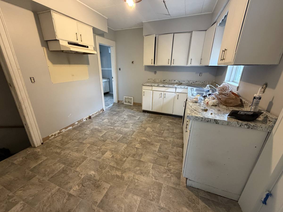 House for rent at 2023 Ferris Ave, Flint, MI 48503