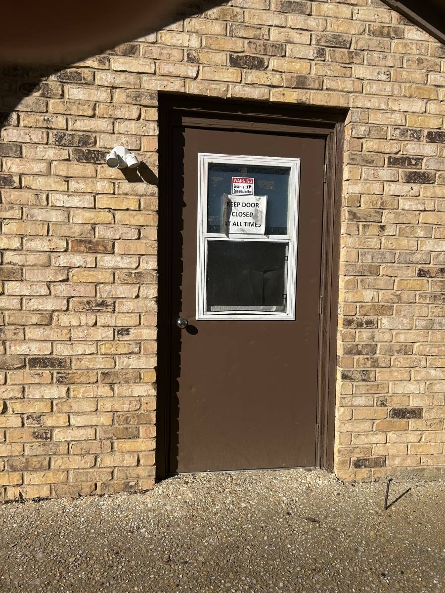 Townhouse for rent at 602 E S St, Lindale, TX 75771