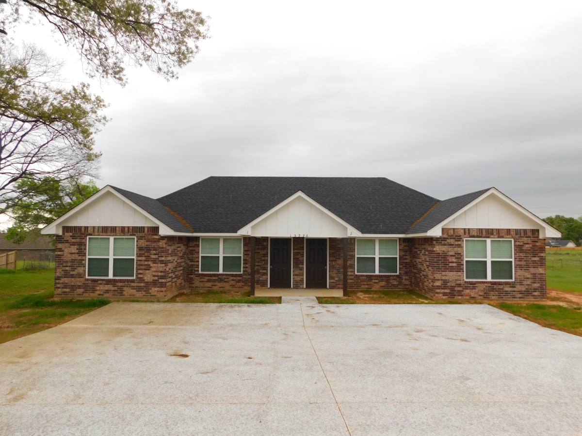 Townhouse for rent at 15996 FM #849, Tyler, TX 75706