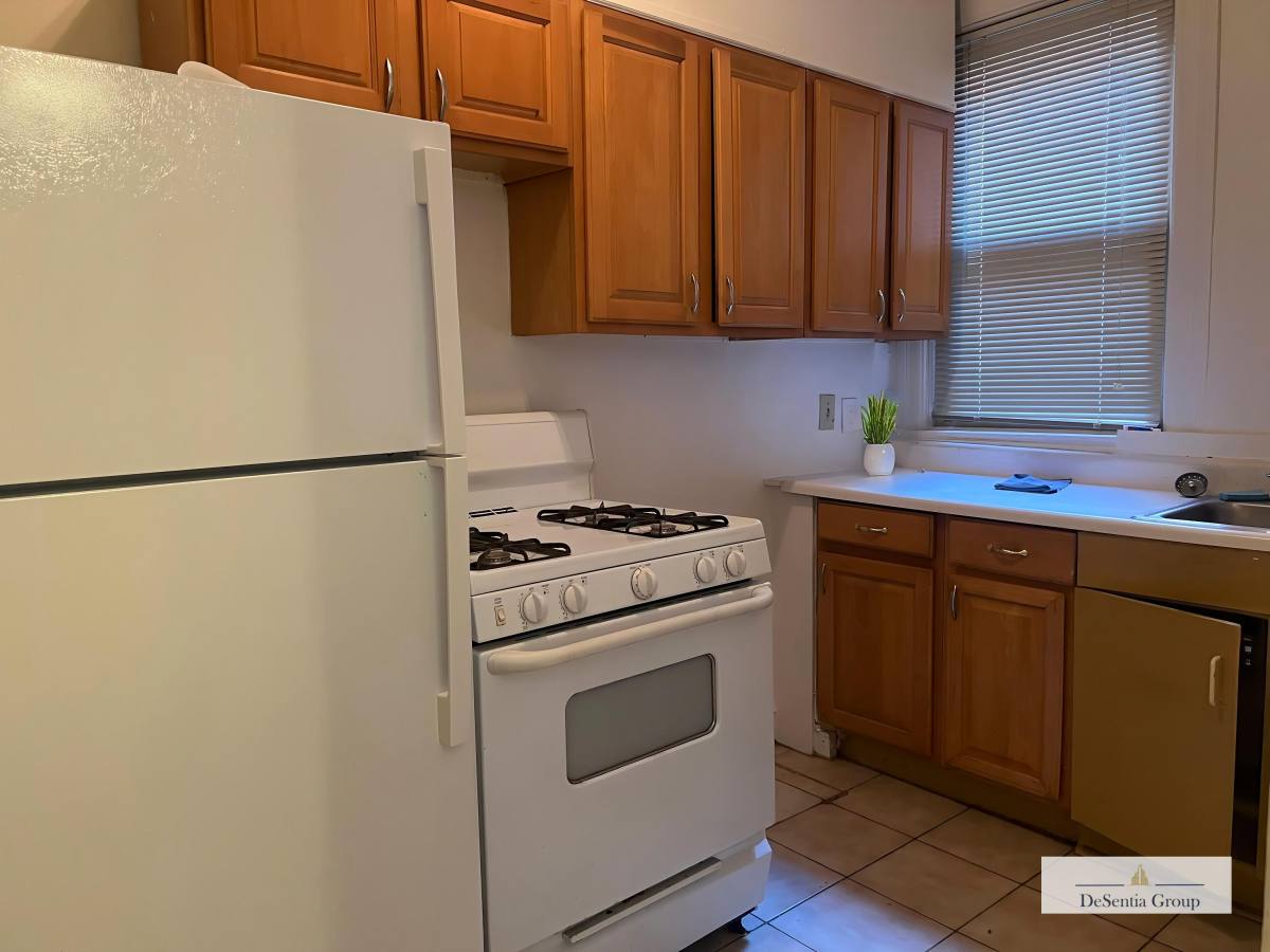Apartment for rent at 16 Todd Place NE #1, Washington, DC 20002