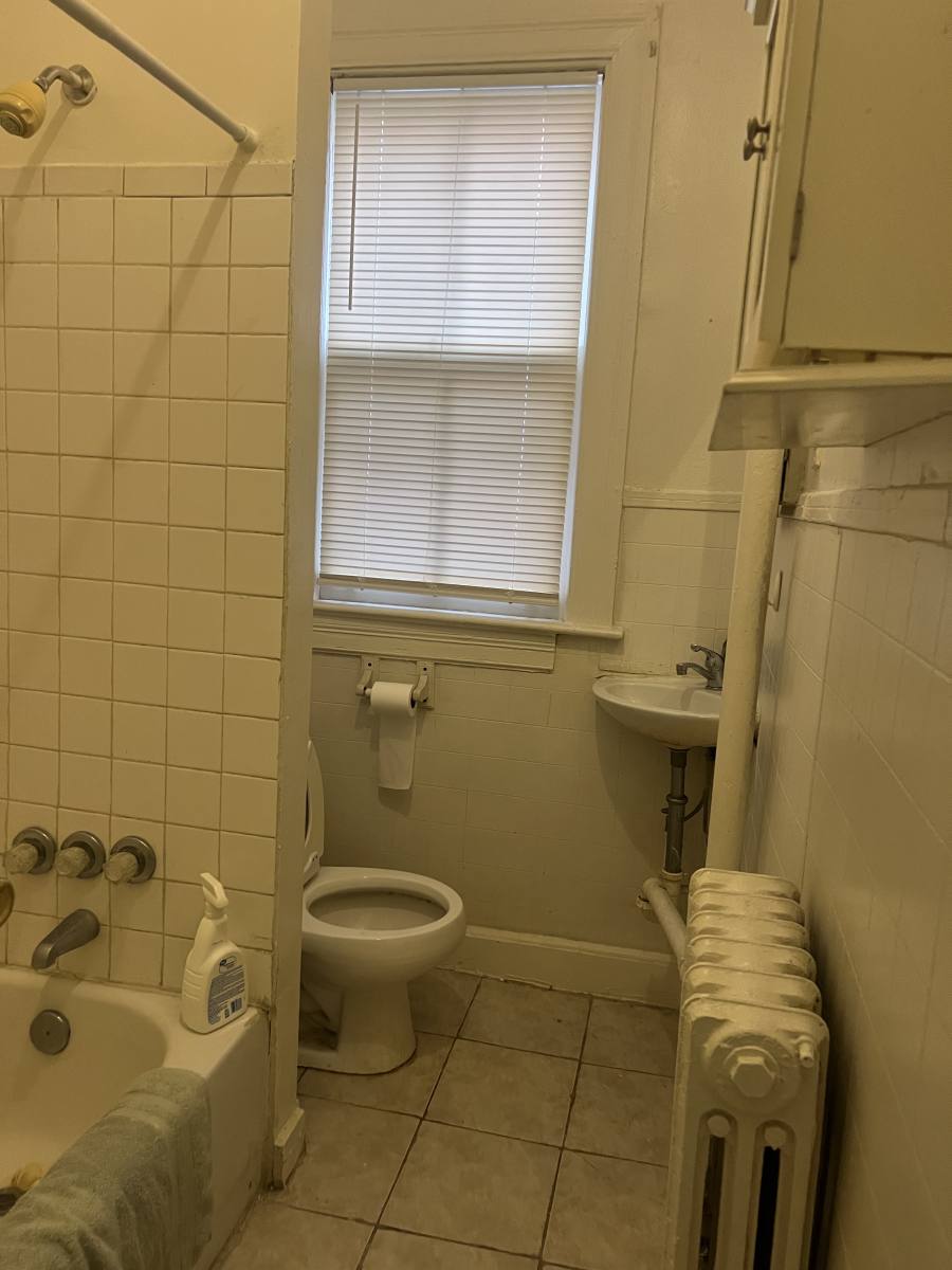 Apartment for rent at 16 Todd Place NE #1, Washington, DC 20002