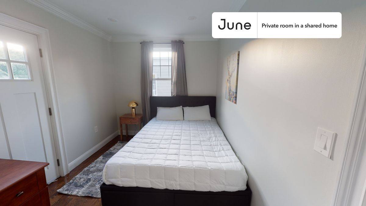 Apartment for rent at 490 Washington St E, Brighton, MA 02135