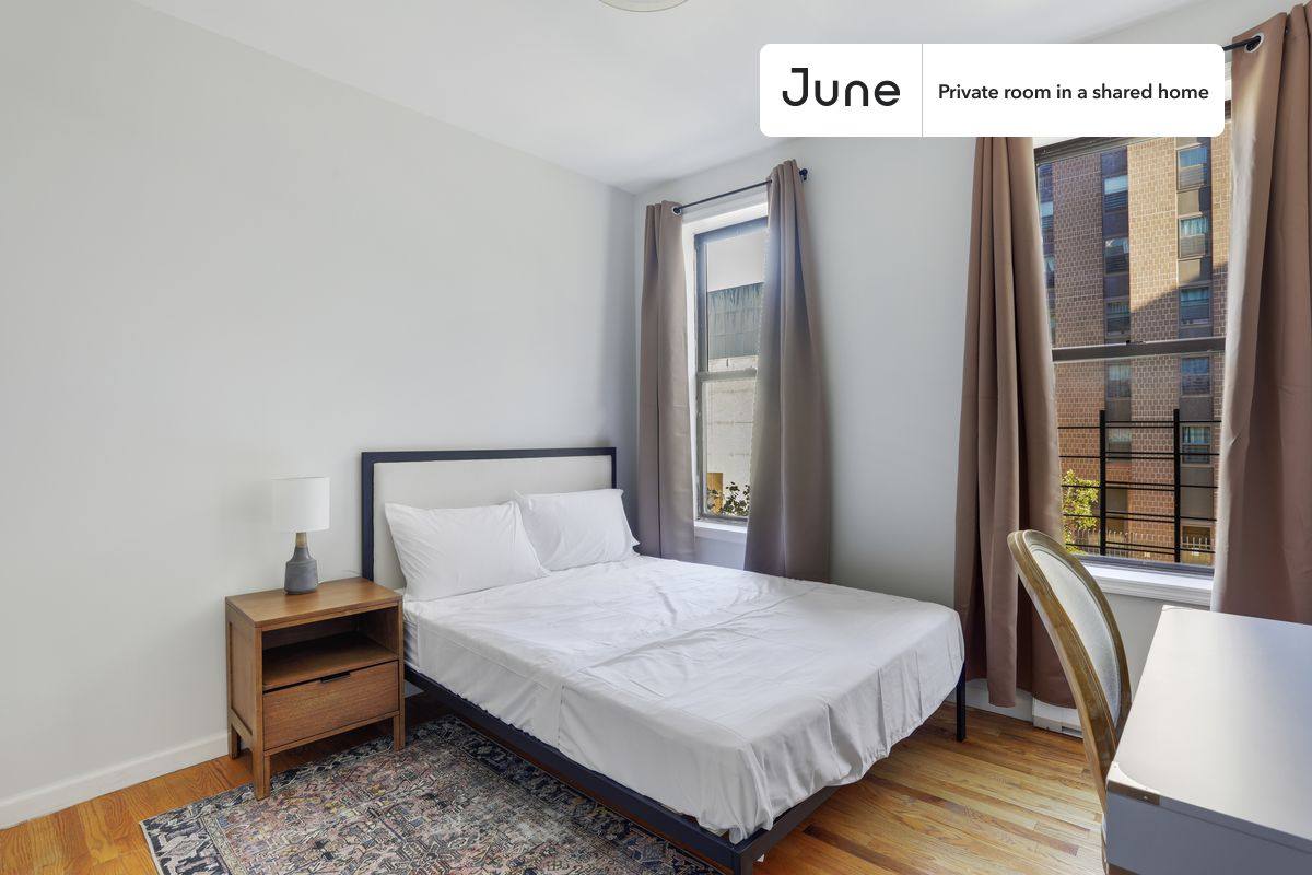 Apartment for rent at 136 W 109th St, New York, NY 10025