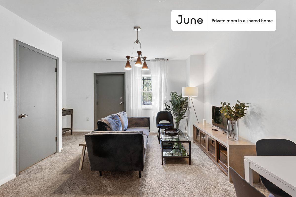 Apartment for rent at 1318 11th St NW, Washington, DC 20001