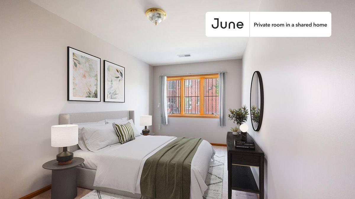 Apartment for rent at 1928 S Young Park Way #A, Chicago, IL 60616