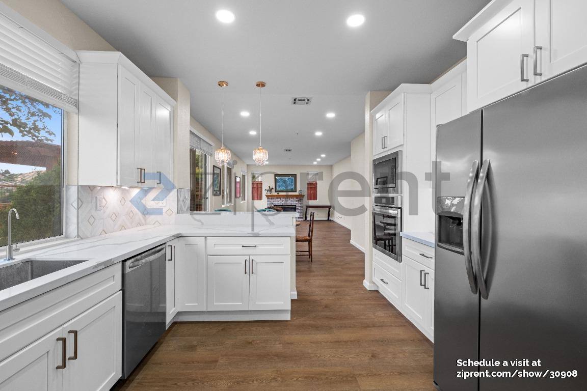 House for rent at 1001 Sandhurst Dr, Vallejo, CA 94591