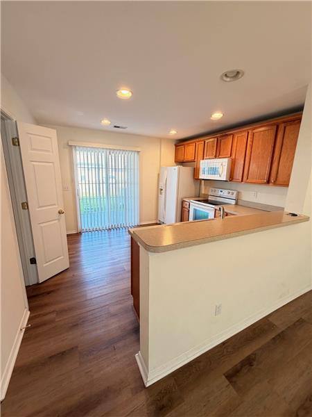 Townhouse for rent at 125 Fairgreen St, Port Wentworth, GA 31407