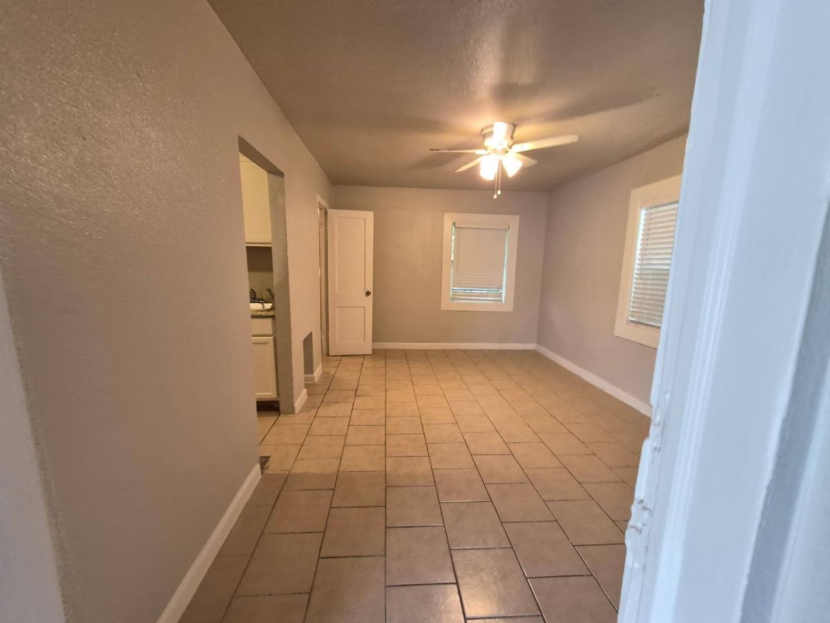Apartment for rent at 115 Caldwell, San Antonio, TX 78223