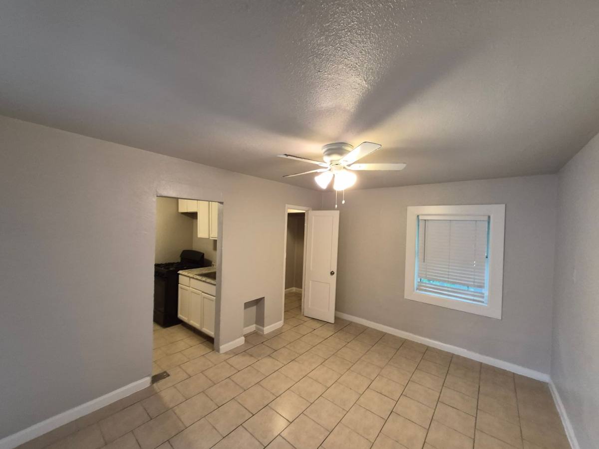 Apartment for rent at 115 Caldwell, San Antonio, TX 78223
