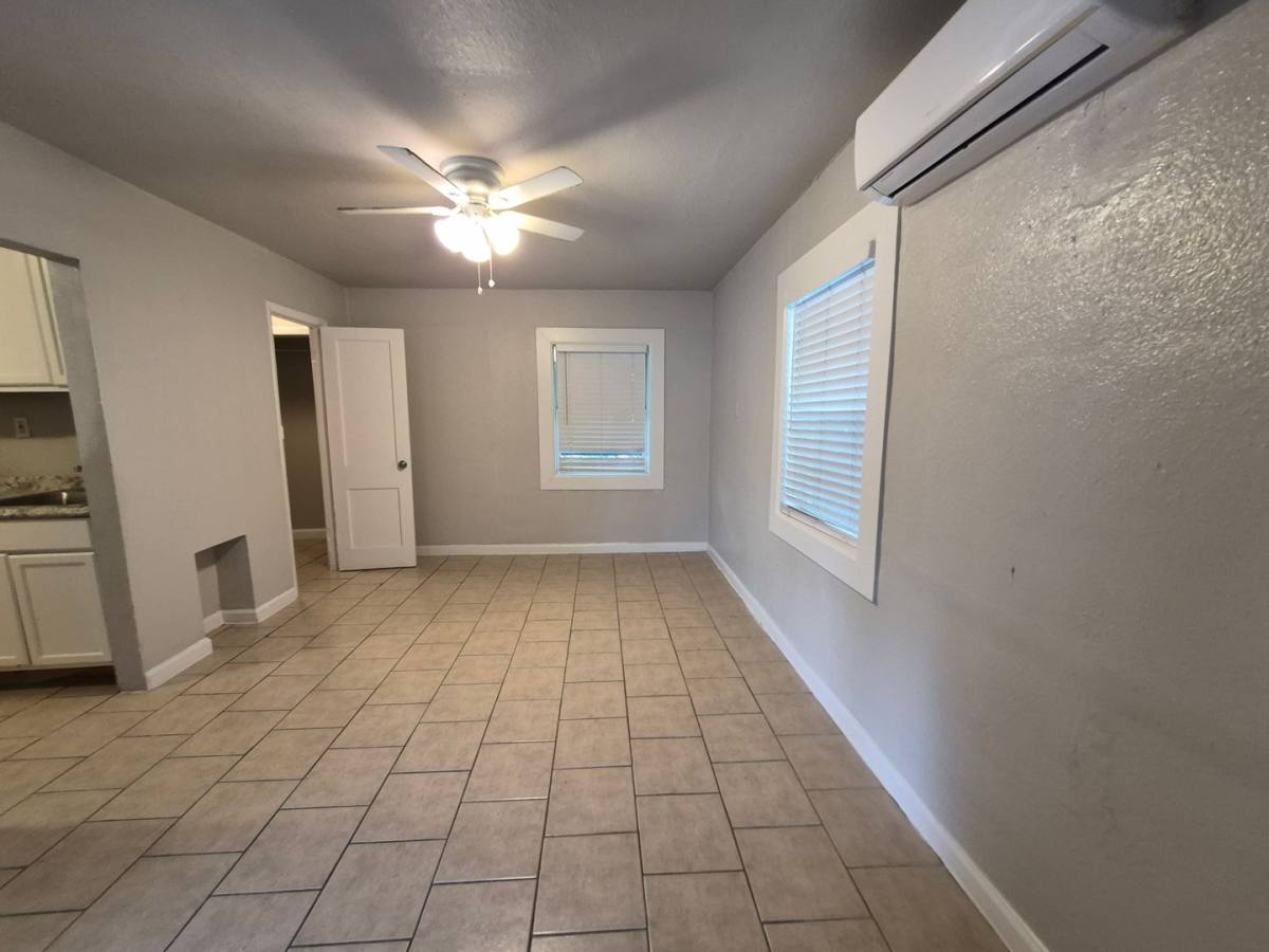 Apartment for rent at 115 Caldwell, San Antonio, TX 78223