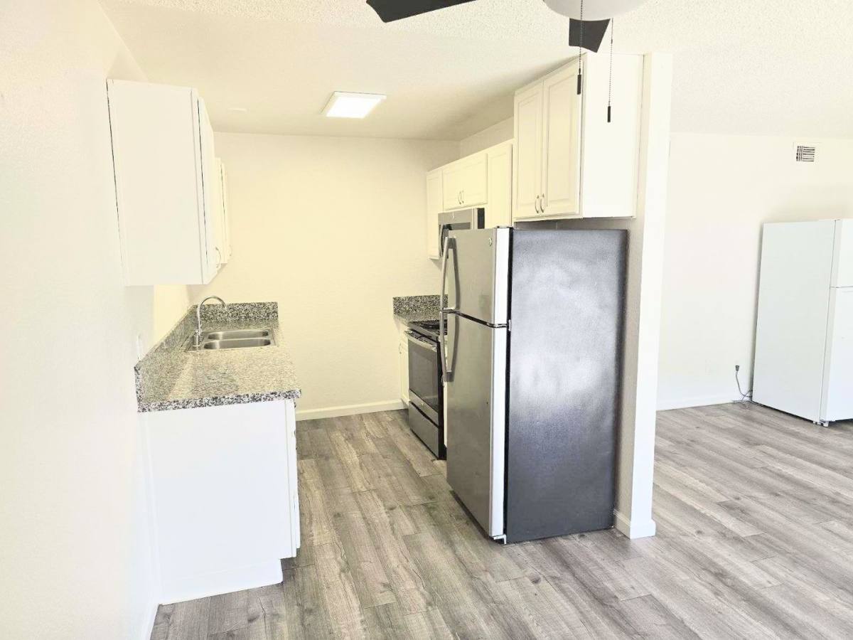 Apartment for rent at 5306 El Camino Ave, Carmichael, CA 95608