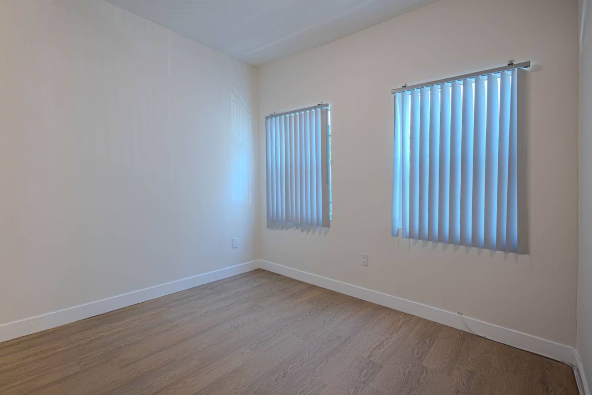 Apartment for rent at 822 N Las Palmas, Los Angeles, CA 90038