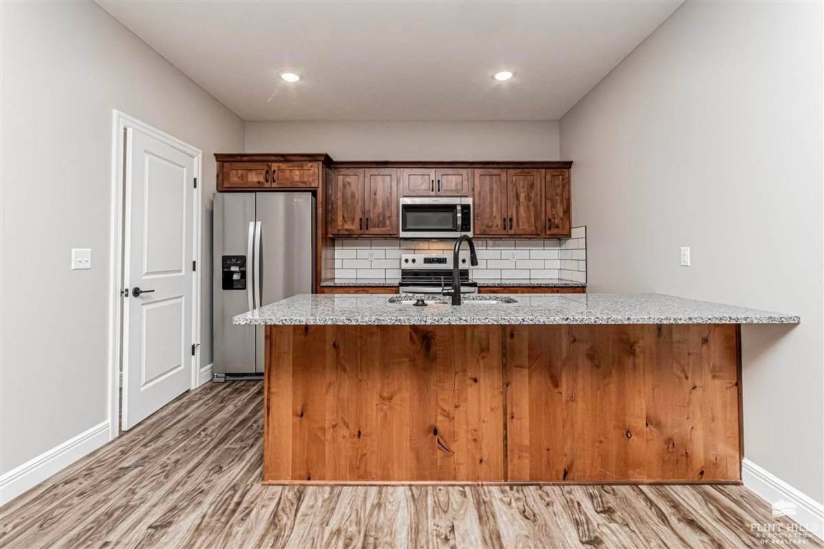 Apartment for rent at 1704 Kenneth Dr, Junction City, KS 66441