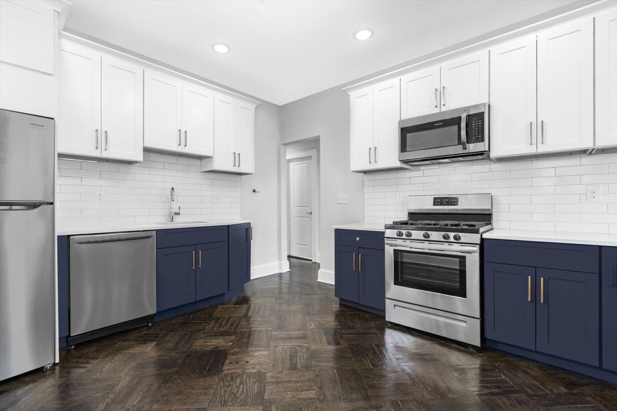 Apartment for rent at 25 Waldo Ave, Bloomfield, NJ 07003