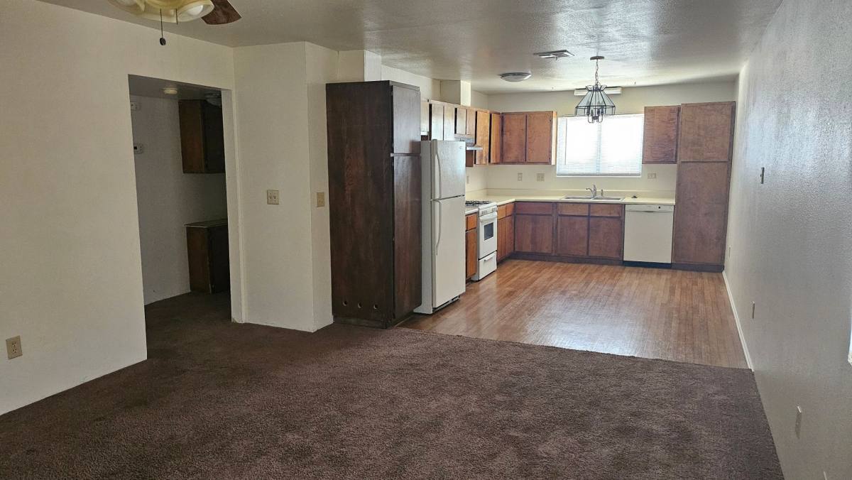 Apartment for rent at 21601 Randsburg Mojave Rd, California City, CA 93505