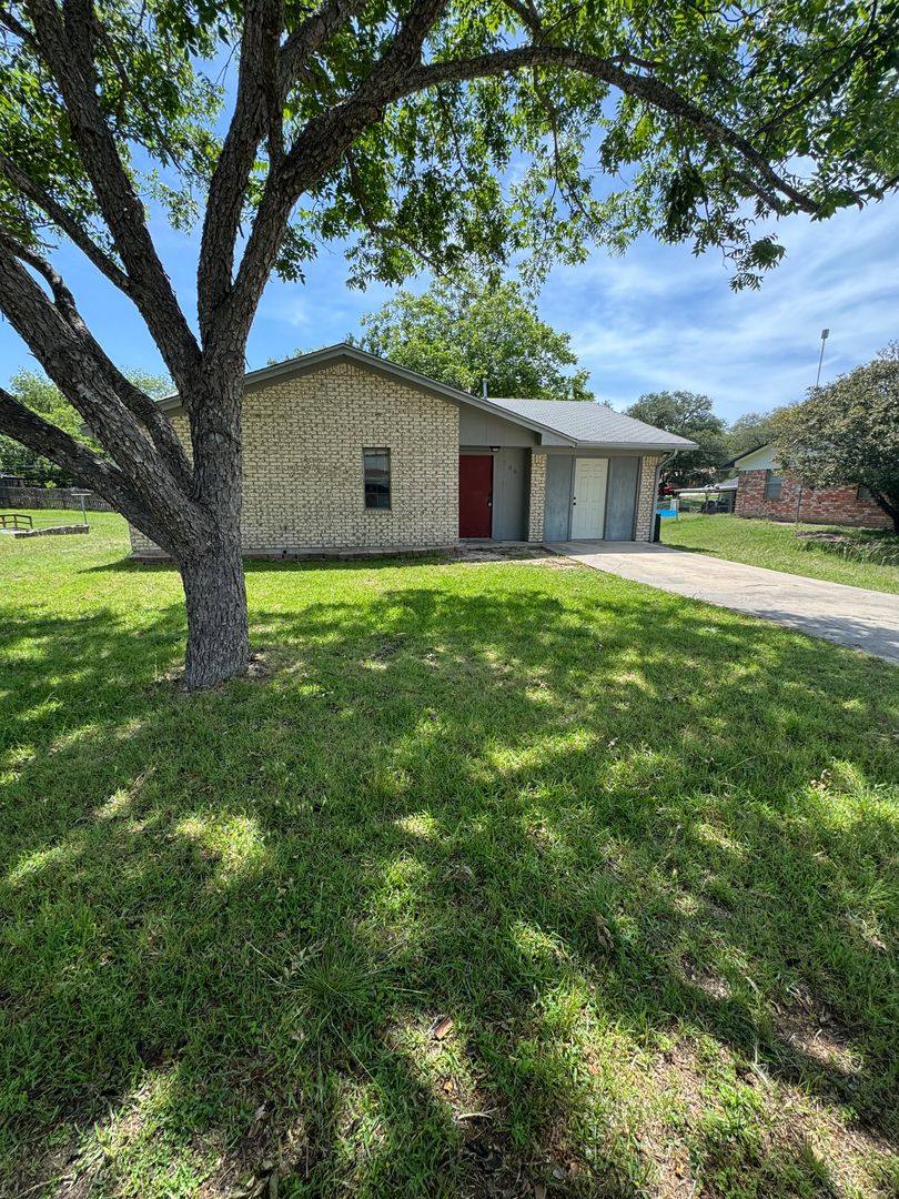 House for rent at 106 Fairview, Lampasas, TX 76550