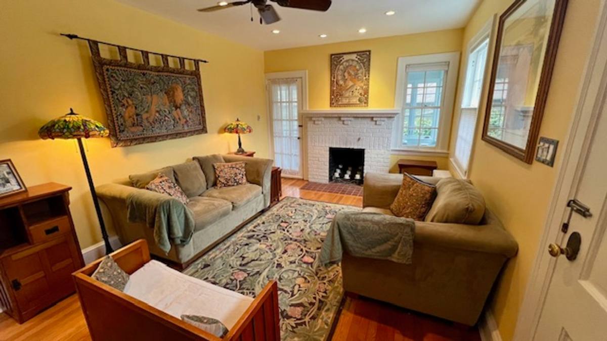 House for rent at 9102 Flower Ave, Silver Spring, MD 20901