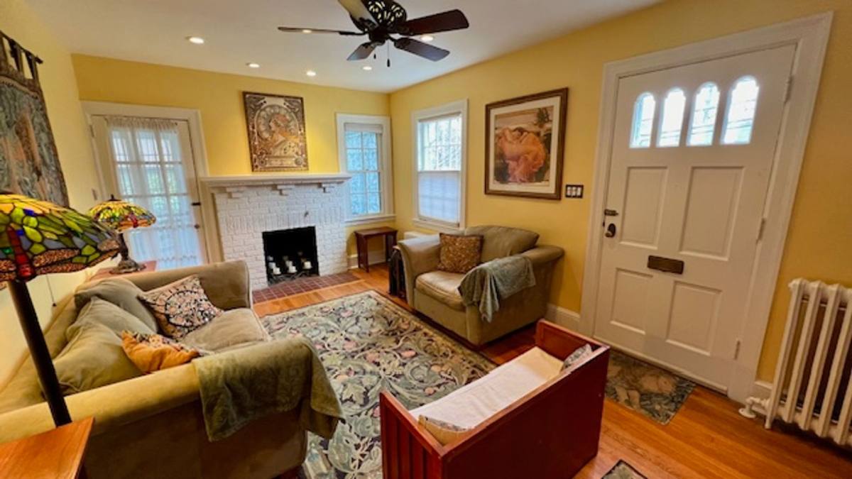 House for rent at 9102 Flower Ave, Silver Spring, MD 20901