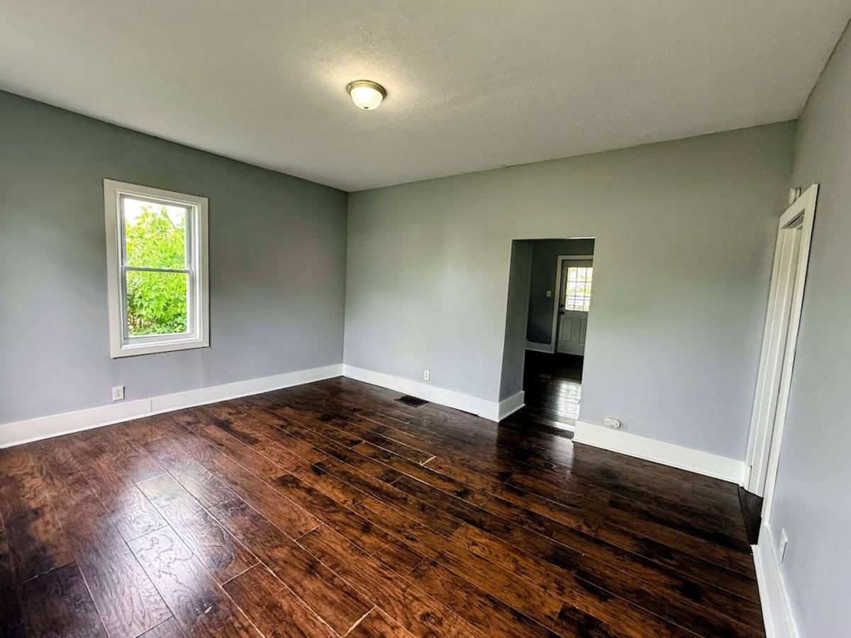 House for rent at 316 Young Ave NE, Canton, OH 44704