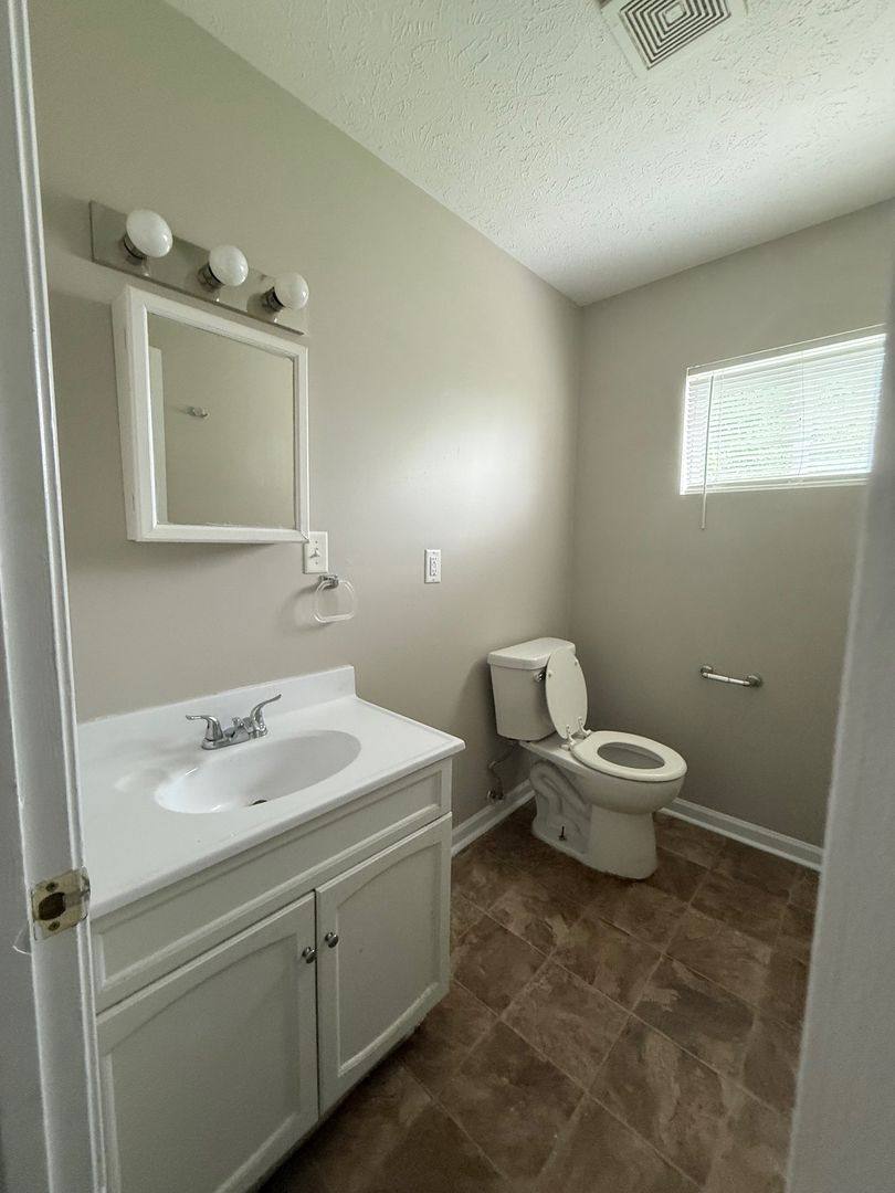 House for rent at 2020 Boyd Ave, Indianapolis, IN 46203
