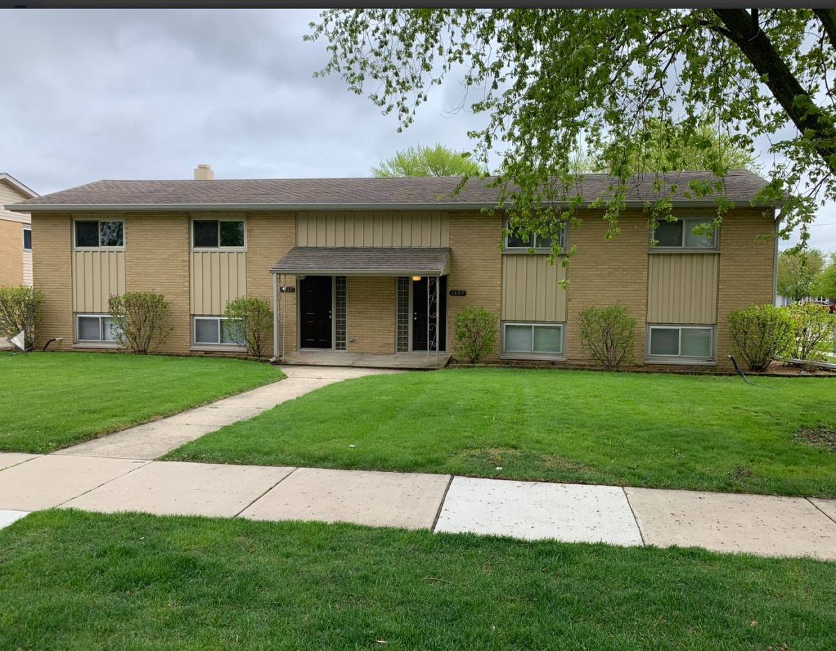 House for rent at 1837 Root St, Crest Hill, IL 60403