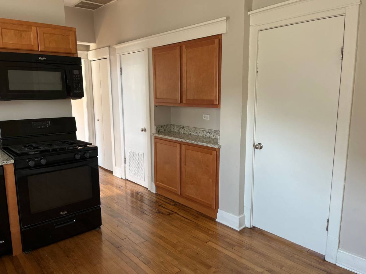 Apartment for rent at 1920 W 21st Place, Chicago, IL 60608