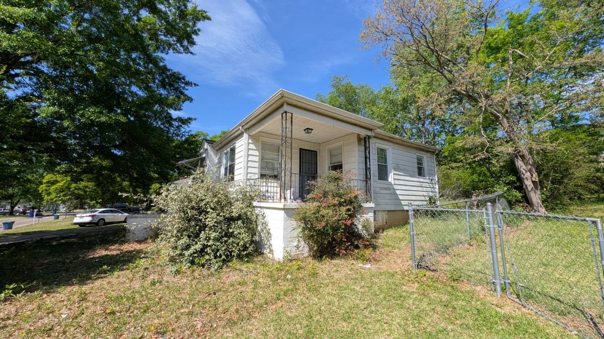 House for rent at 336 McPherson Ave, Birmingham, AL 35228