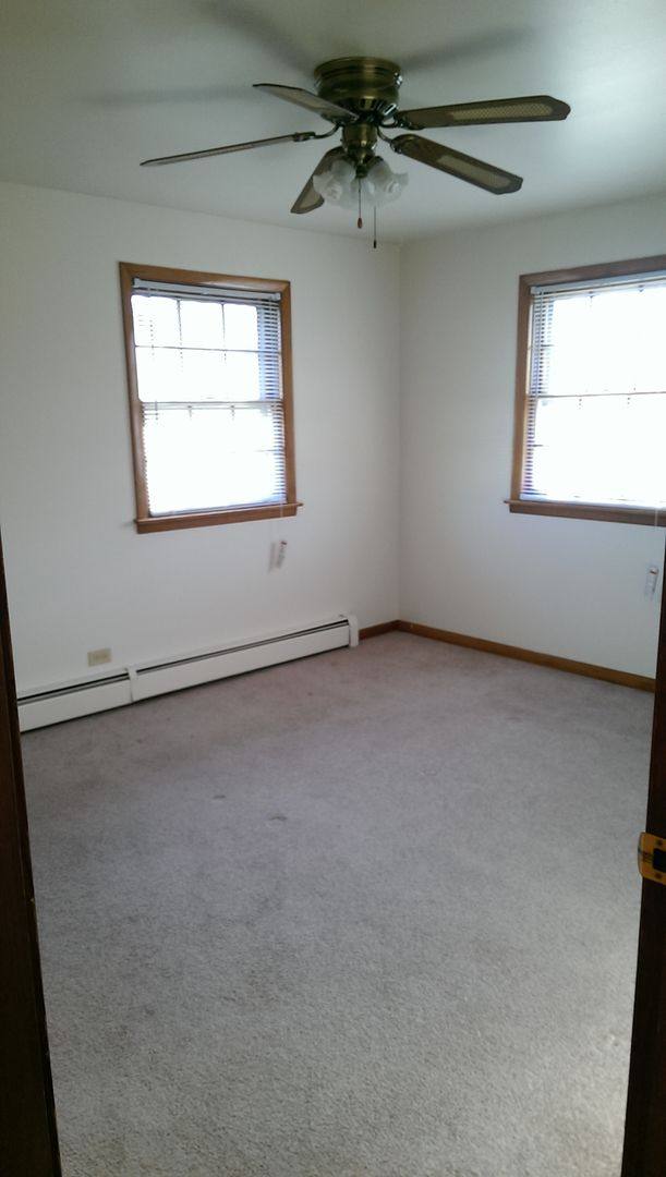Apartment for rent at 2414 Douglas St, Joliet, IL 60435