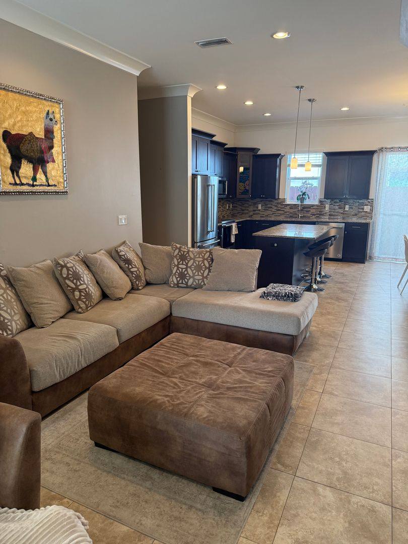 Townhouse for rent at 995 Airport Rd, Destin, FL 32541