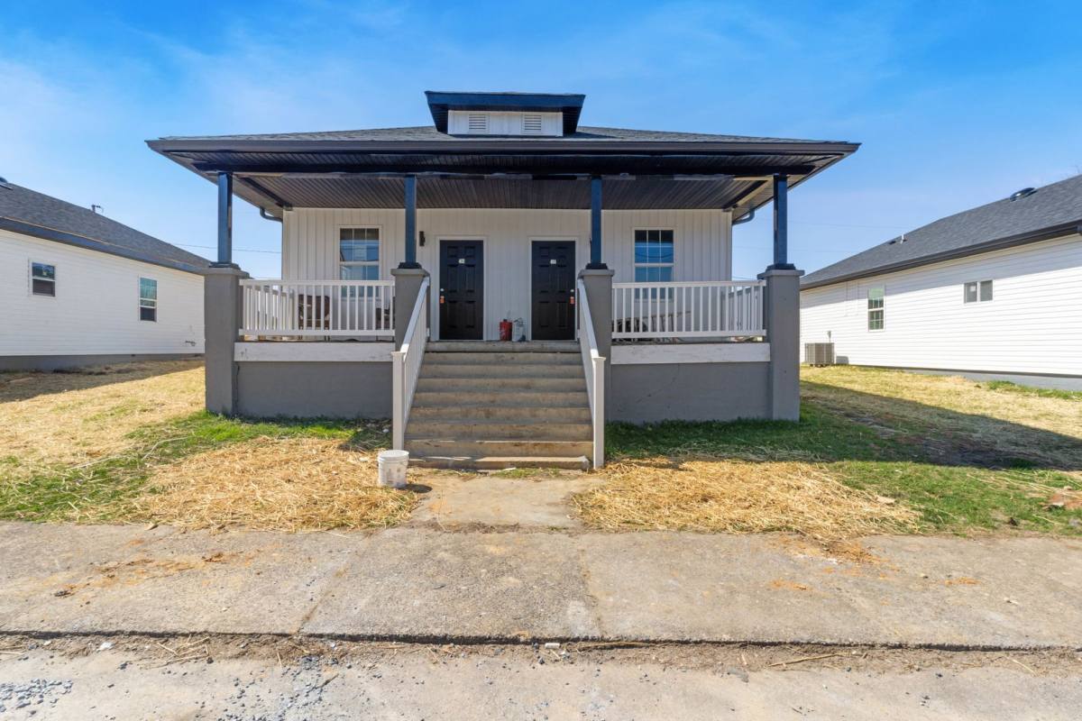 Townhouse for rent at 400 402 Amherst Ave, Altavista, VA 24517