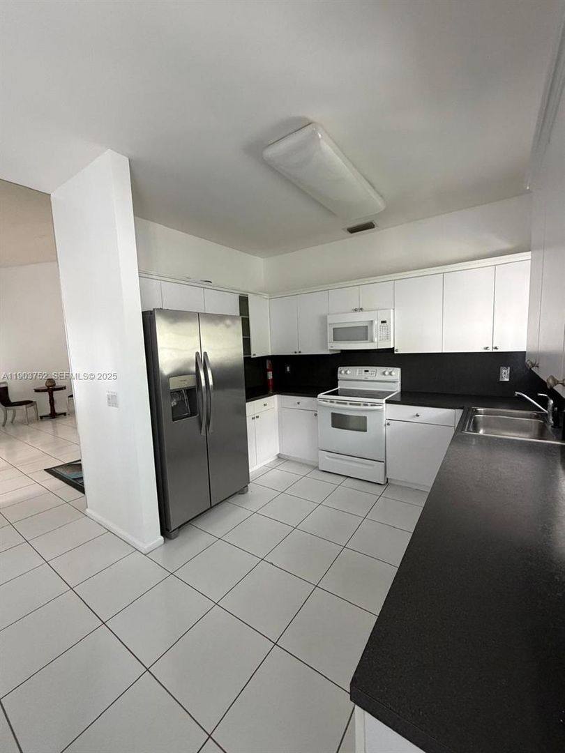 Townhouse for rent at 11690 Briarwood Circle, Boynton Beach, FL 33437