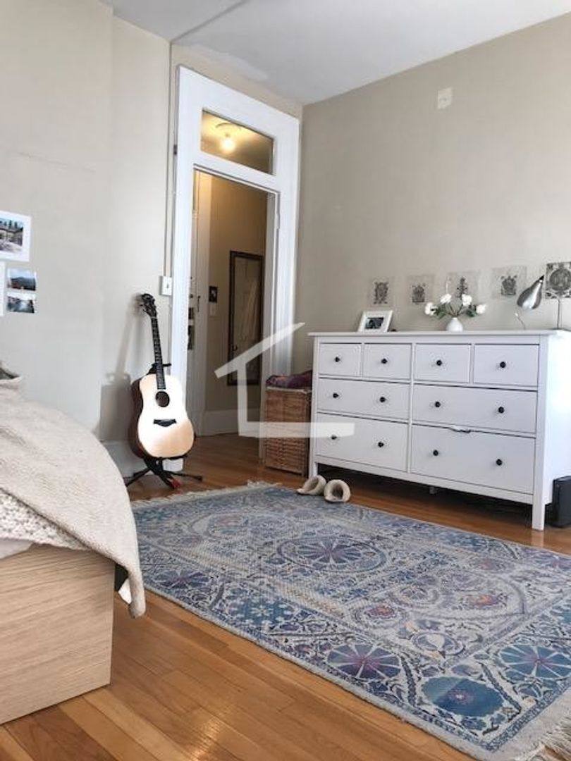 Apartment for rent at 1089 Boylston #45, Boston, MA 02115