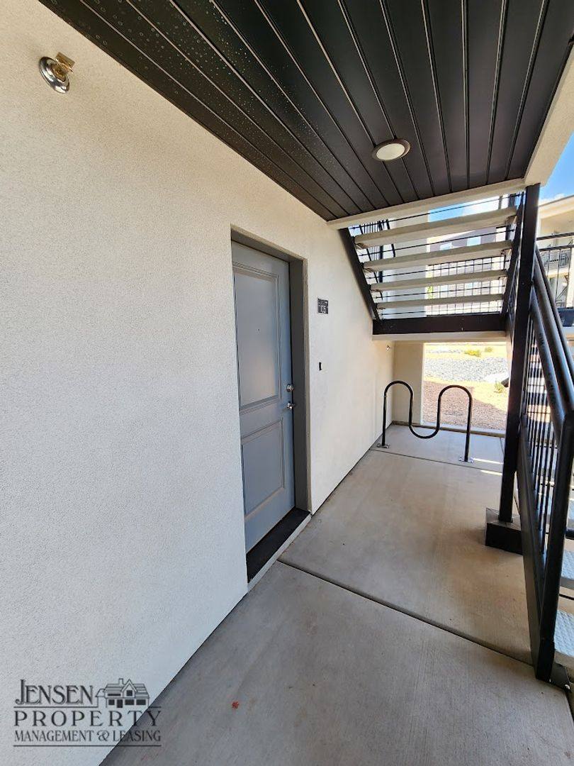 Condo for rent at 133 N Rock Canyon St, Hurricane, UT 84737