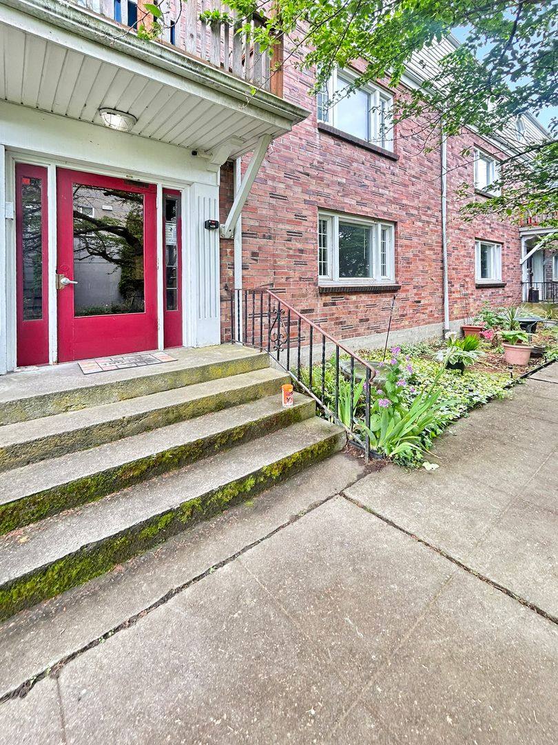 Apartment for rent at 3124 Colby Ave, Everett, WA 98201