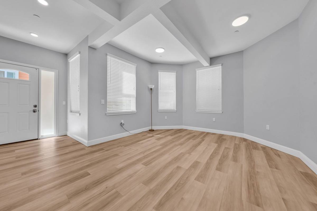 Apartment for rent at 2016 Dwight Way, Berkeley, CA 94704