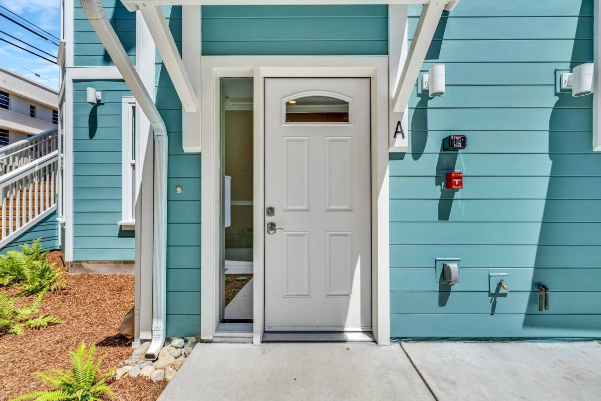 Apartment for rent at 2016 Dwight Way, Berkeley, CA 94704