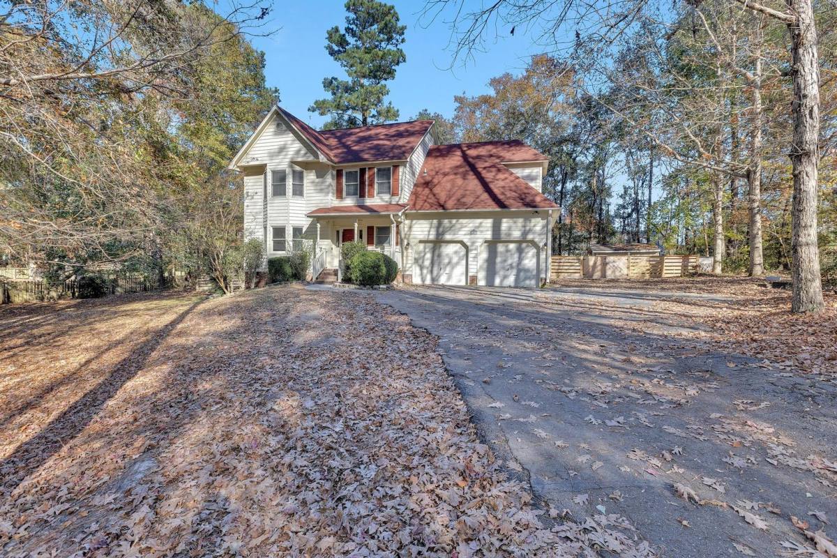 House for rent at 107 Dockside Dr, Jacksonville, NC 28546
