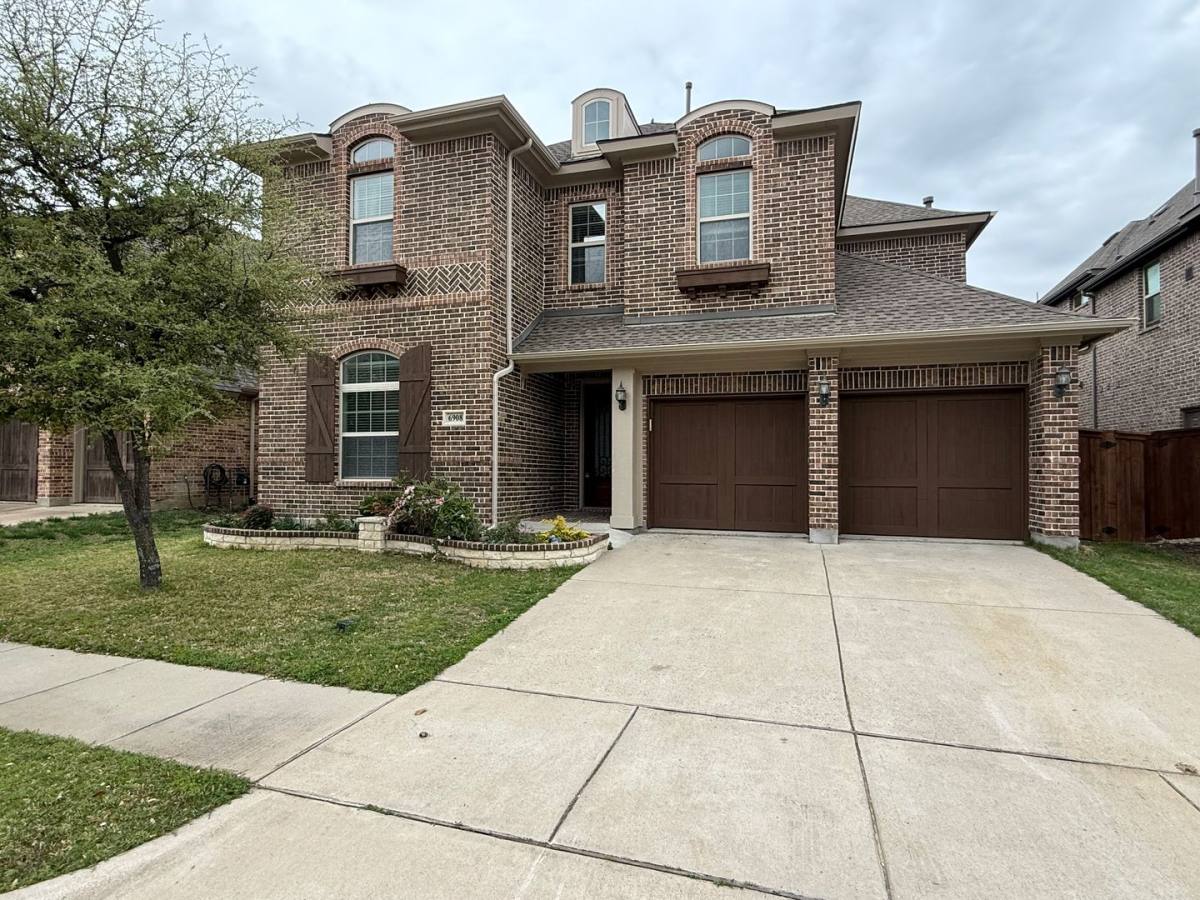 House for rent at 6908 Badlands Dr, McKinney, TX 75070