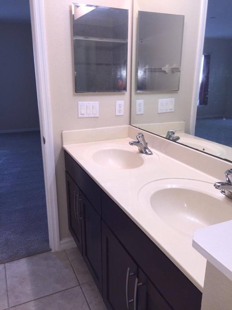 Townhouse for rent at 3399 Caruso Place, Oviedo, FL 32765