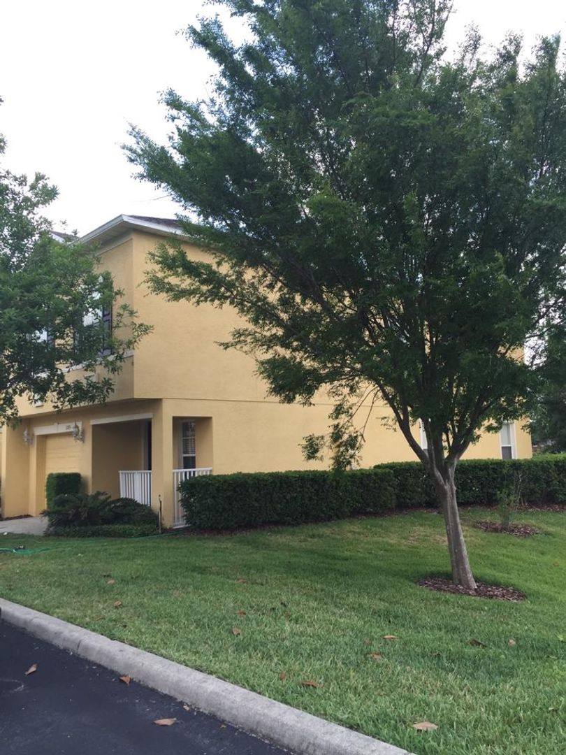 Townhouse for rent at 3399 Caruso Place, Oviedo, FL 32765