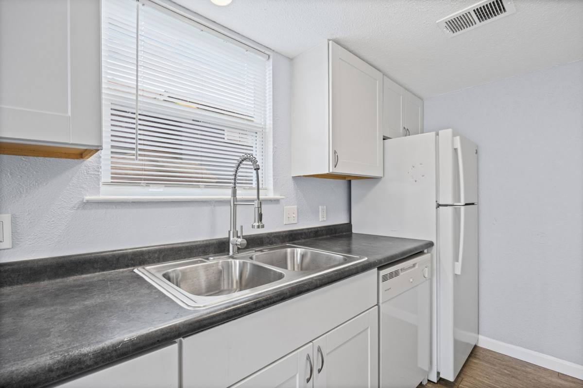 Apartment for rent at 2615 Ektom Dr, Austin, TX 78745