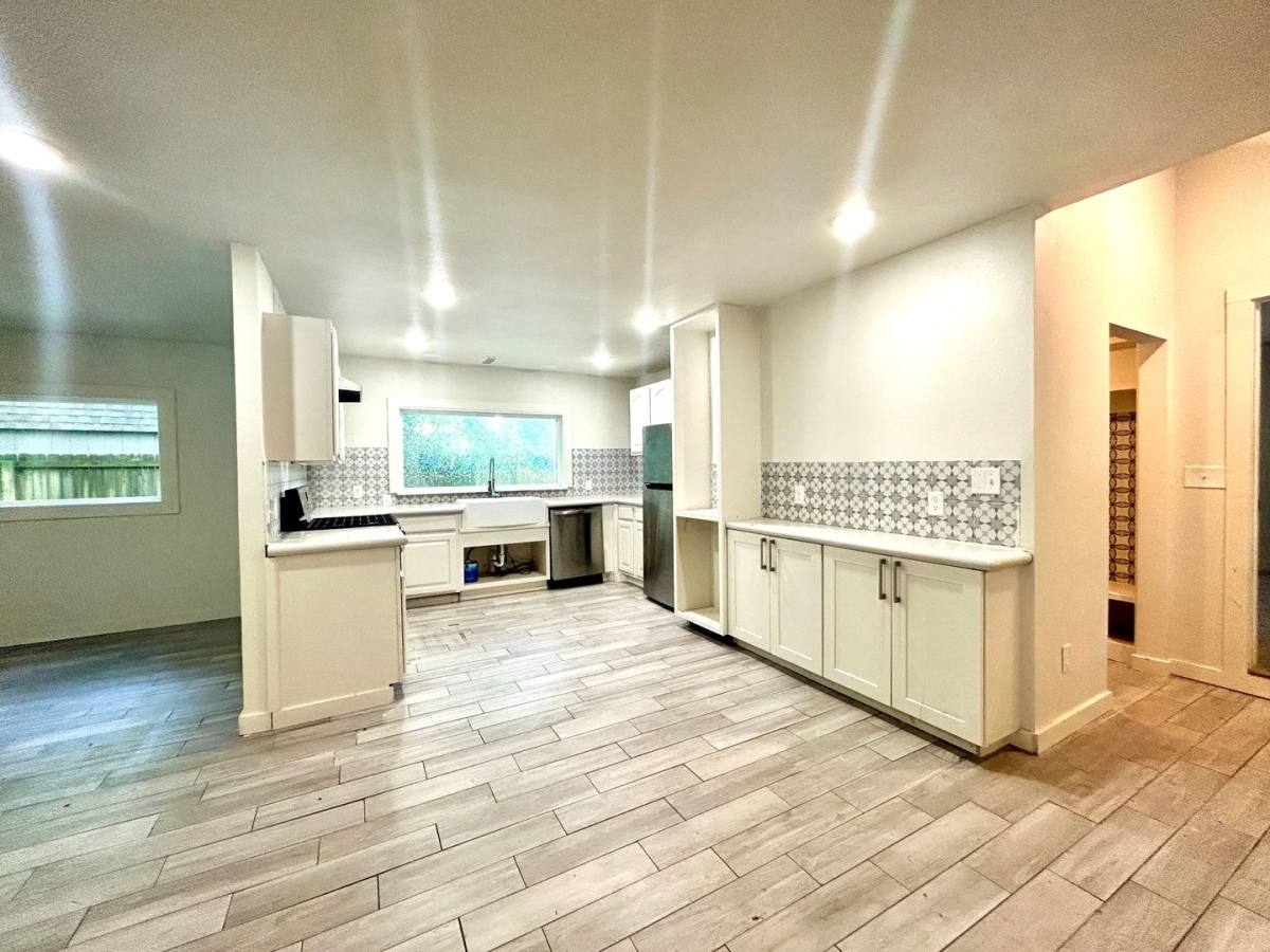 House for rent at 72 Bois D Arcade, Farmington, AR 72730