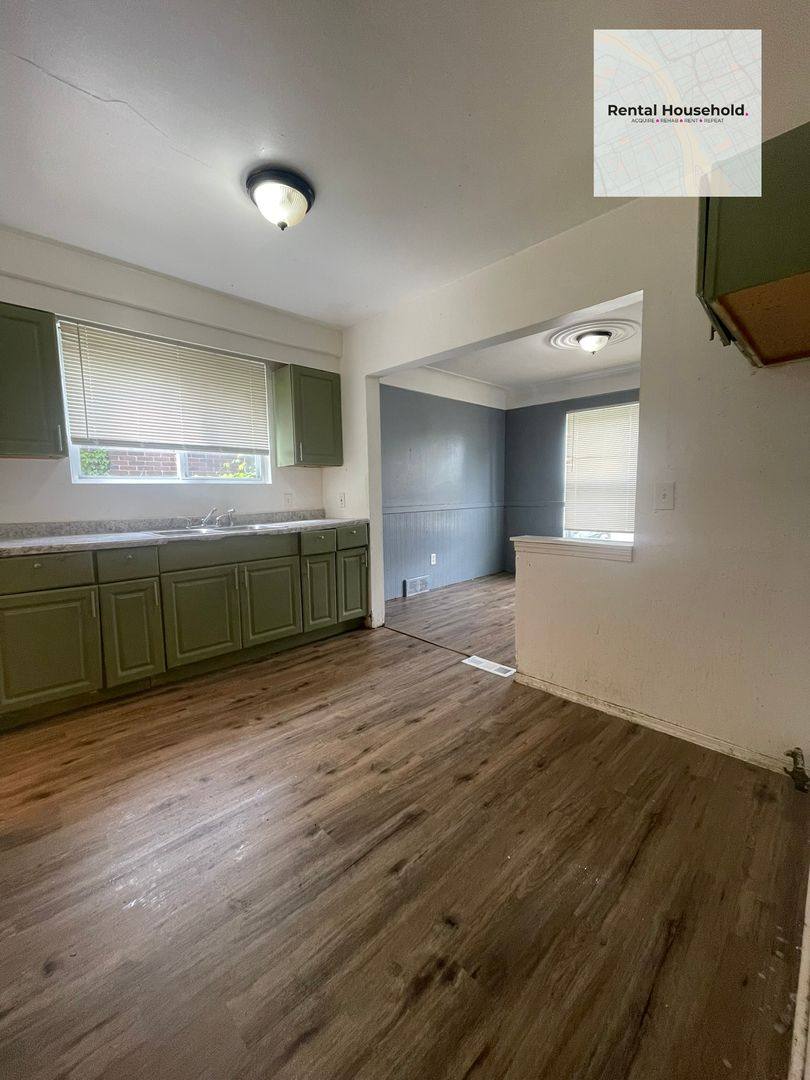 House for rent at 18010 Lesure St, Detroit, MI 48235