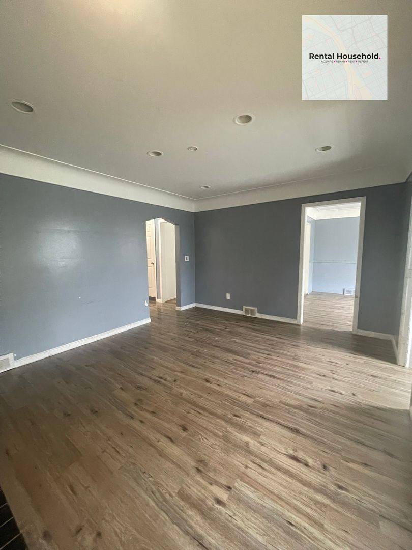 House for rent at 18010 Lesure St, Detroit, MI 48235