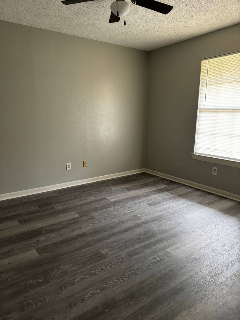 Apartment for rent at 2005 S 8th, Waco, TX 76706