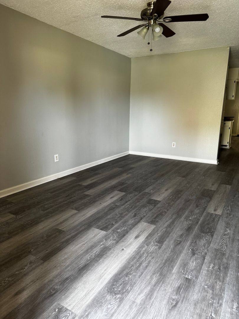 Apartment for rent at 2005 S 8th, Waco, TX 76706